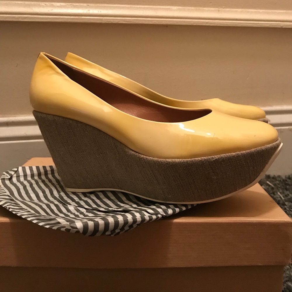 Wedges - Picture 1 of 4